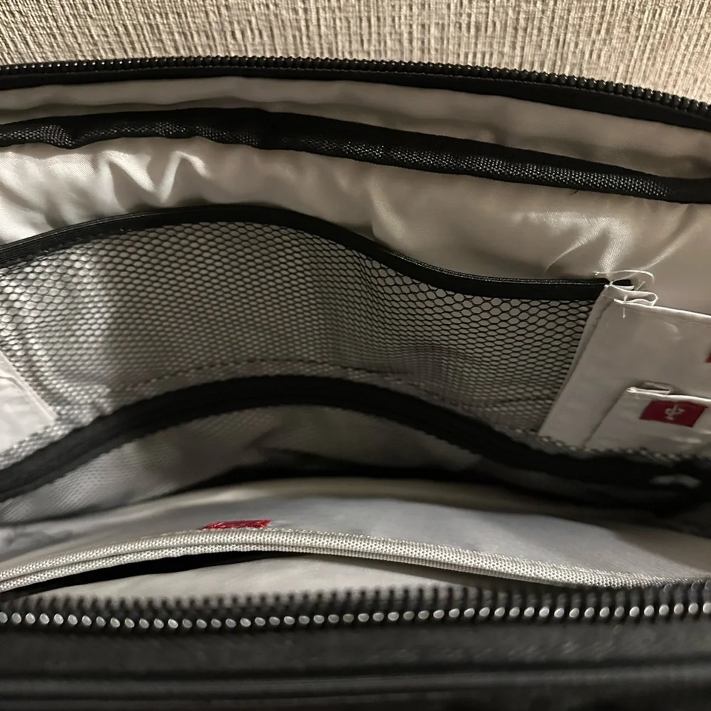 Men's Black Computer Messenger Bag
